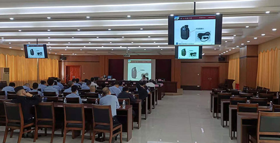 执法记录仪.jpg 执法记录仪.jpg